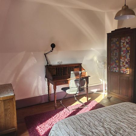 Appartement Atypique - 2 Chambres - Rue Calme Dans Centre Ville Седан Екстер'єр фото
